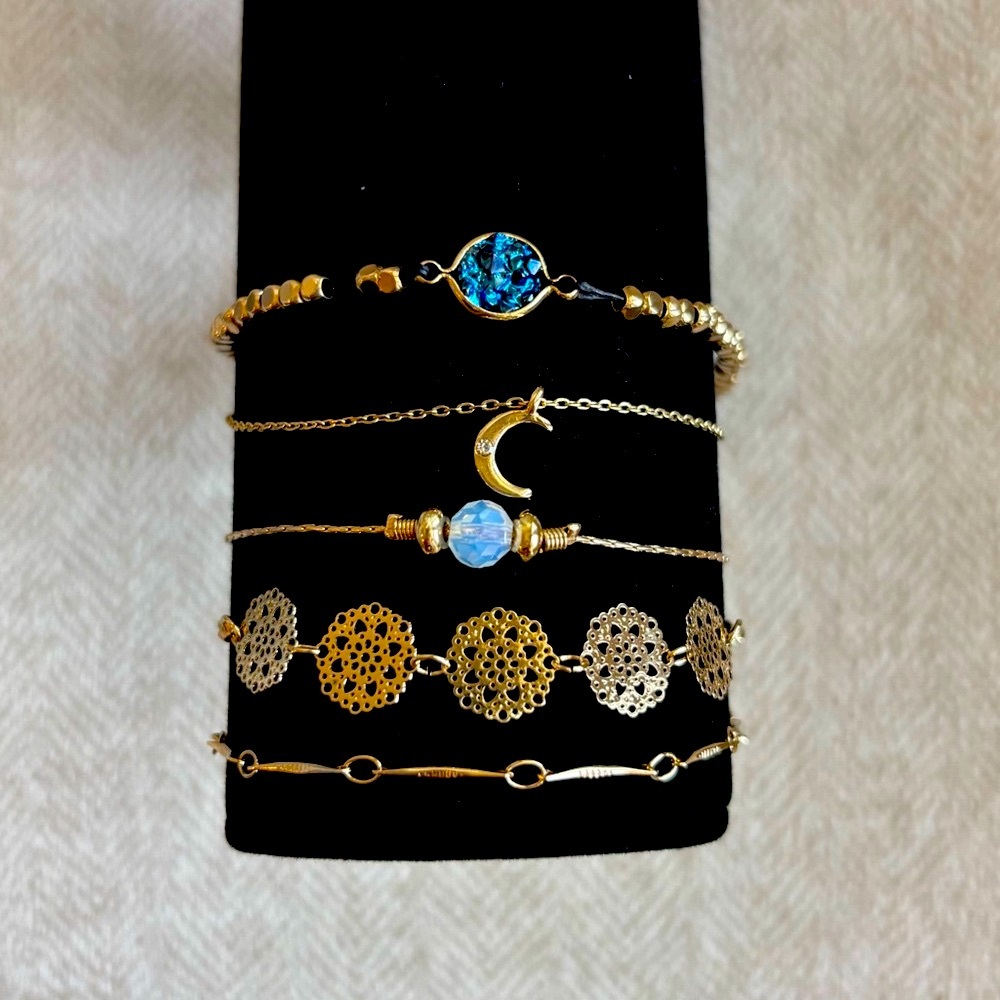 Lot of 5 Elegant Gold Toned Women's Bracelets